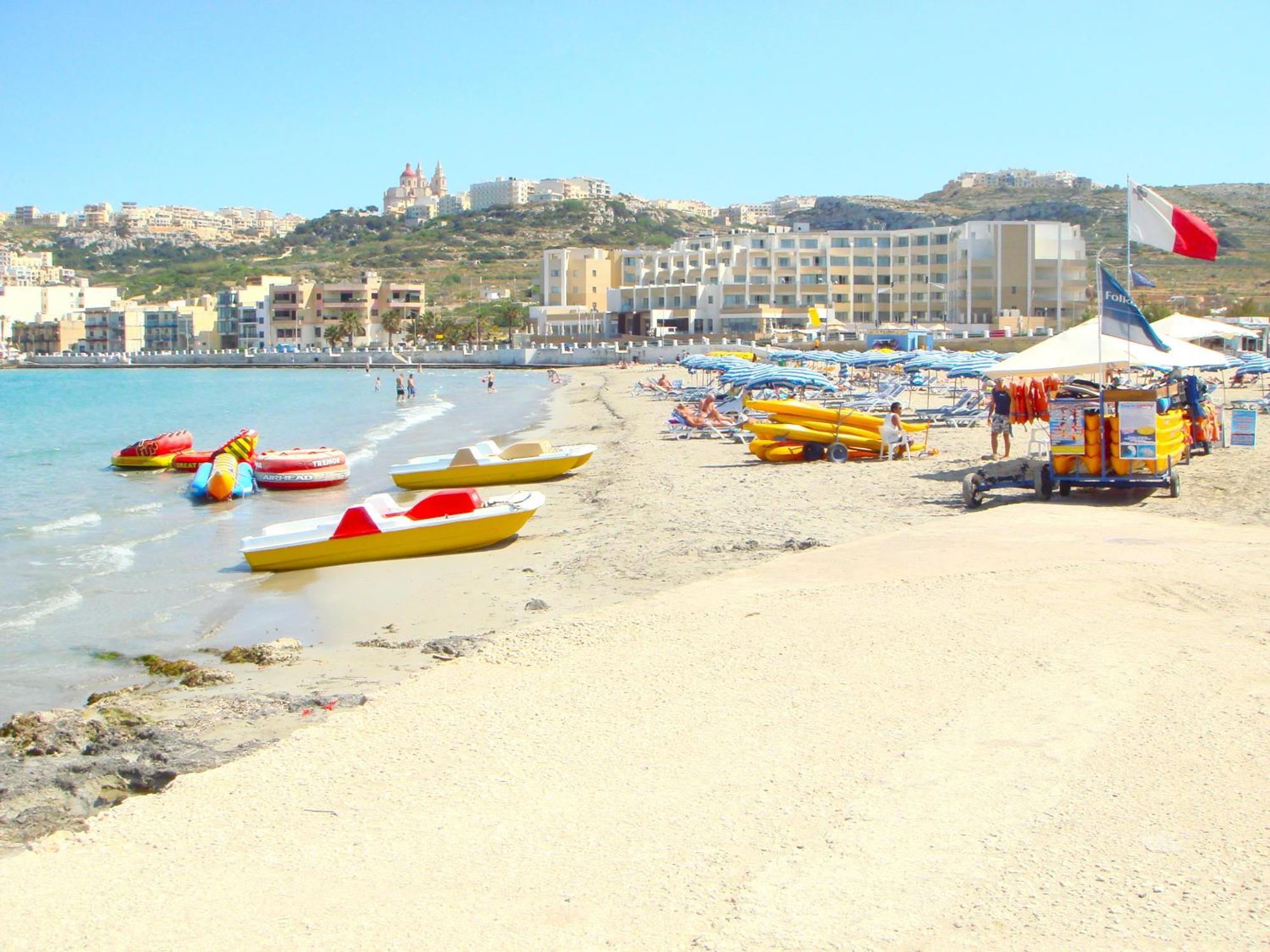 Seafront Apartment Terrace, Lounger & Panoramic Ocean Views 멜리에하 외부 사진